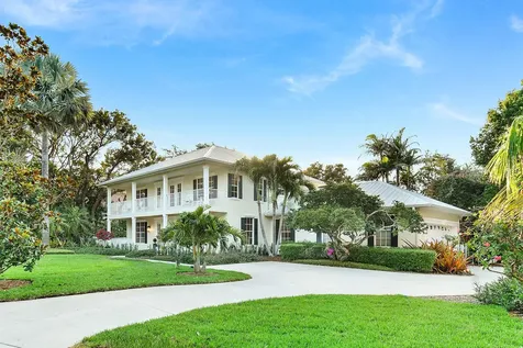 2 Castle Hill Way Sewalls Point FL 34996