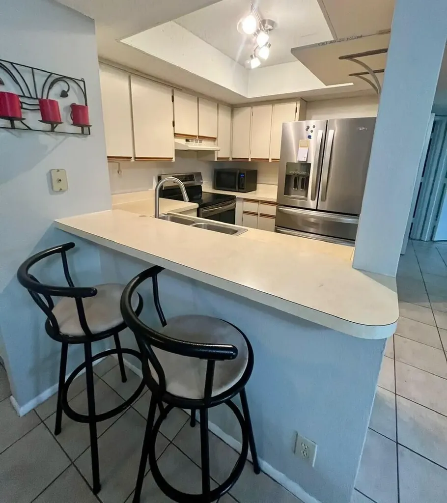 1537 SE Royal Green Circle Port St Lucie FL 34952