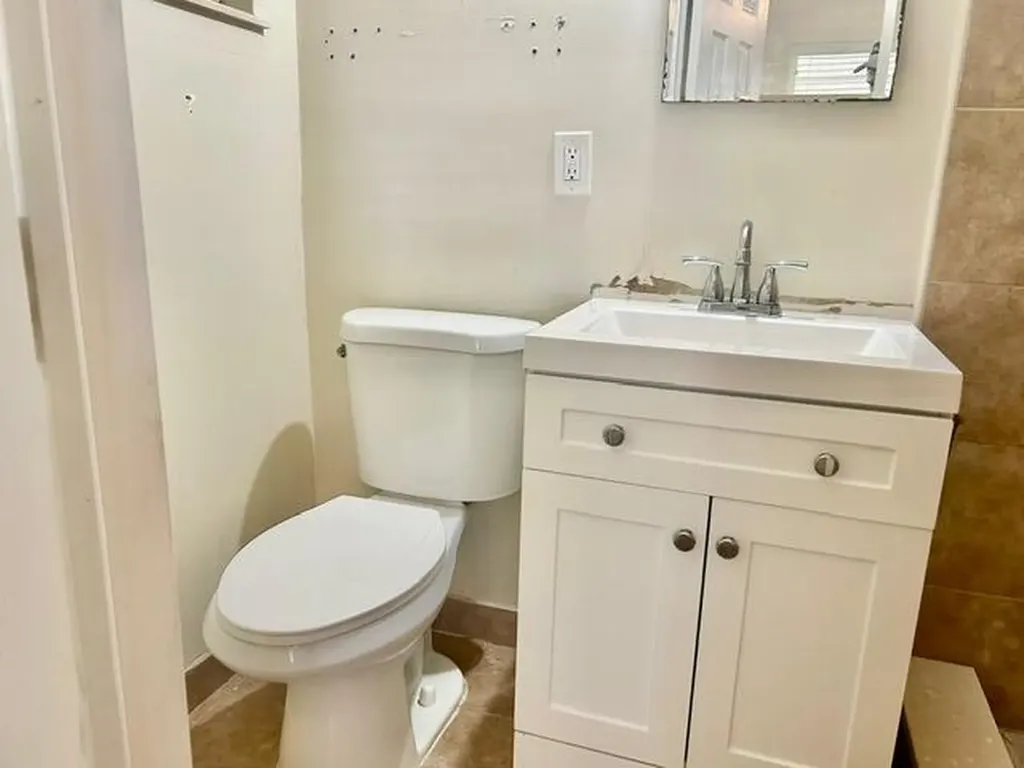 1201 NE 26th Terrace Pompano Beach FL 33062
