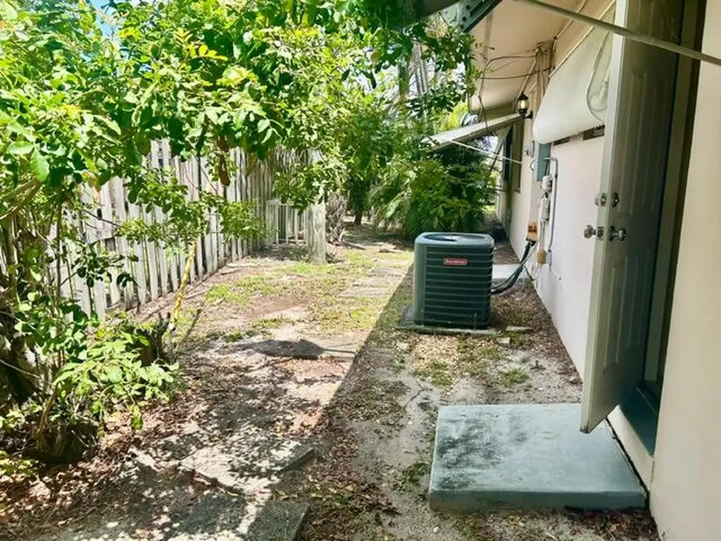 1201 NE 26th Terrace Pompano Beach FL 33062