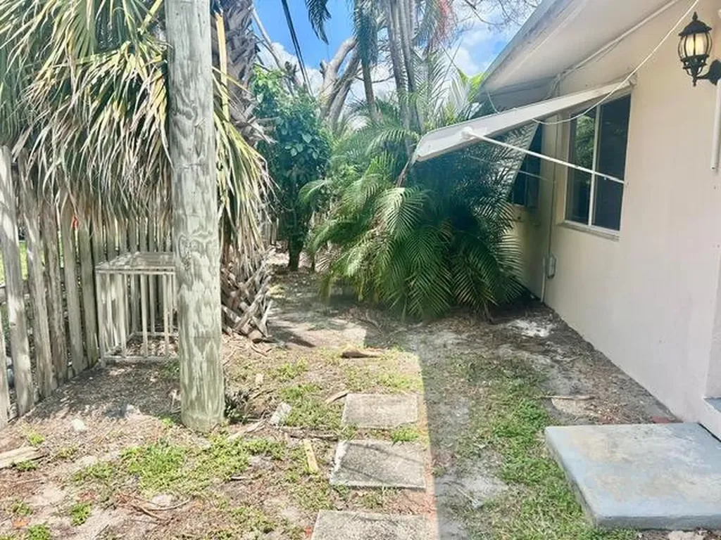 1201 NE 26th Terrace Pompano Beach FL 33062