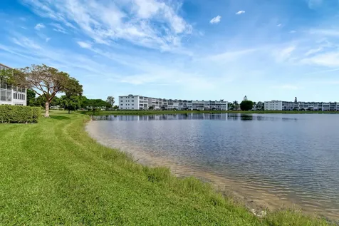 3031 Cornwall B Boca Raton FL 33434