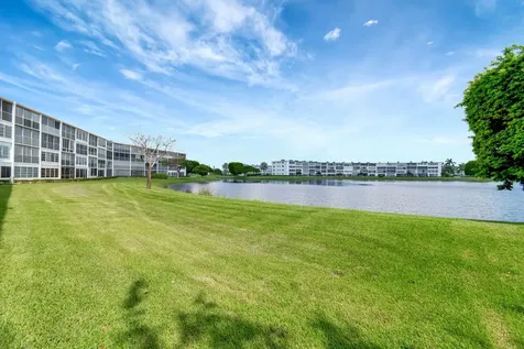 3031 Cornwall B Boca Raton FL 33434