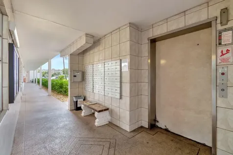 3031 Cornwall B Boca Raton FL 33434