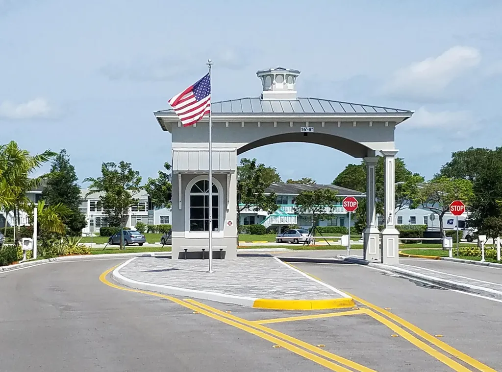 80 Prescott D Deerfield Beach FL 33442