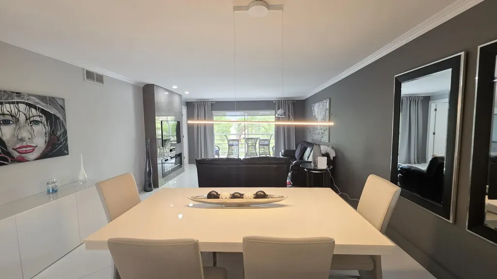 9301 Sunrise Lakes Boulevard Sunrise FL 33322