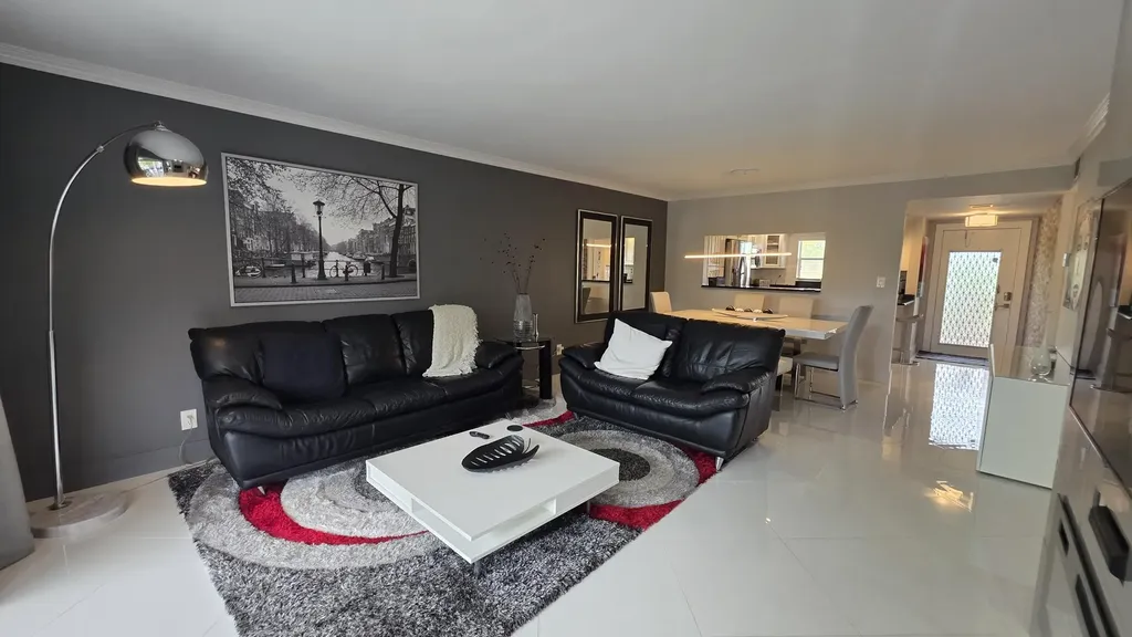 9301 Sunrise Lakes Boulevard Sunrise FL 33322