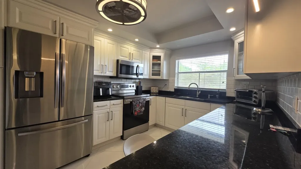 9301 Sunrise Lakes Boulevard Sunrise FL 33322