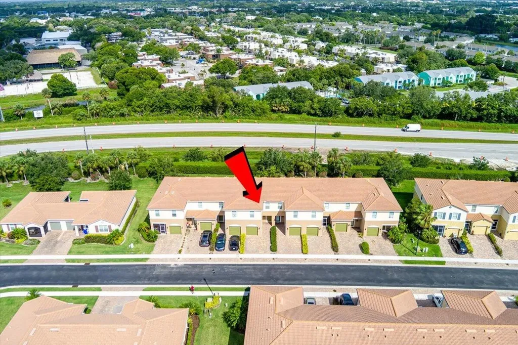 1069 Normandie Way Vero Beach FL 32960
