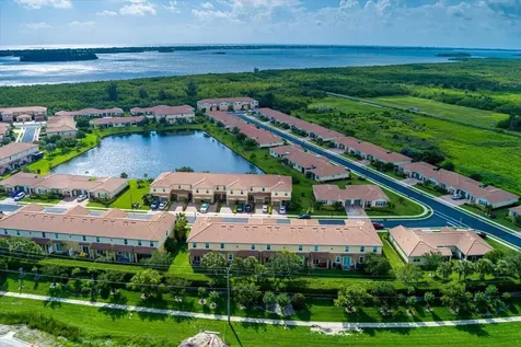 1069 Normandie Way Vero Beach FL 32960