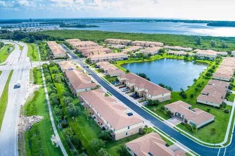 1069 Normandie Way Vero Beach FL 32960