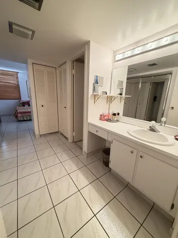 20301 W Country Club Drive Aventura FL 33180