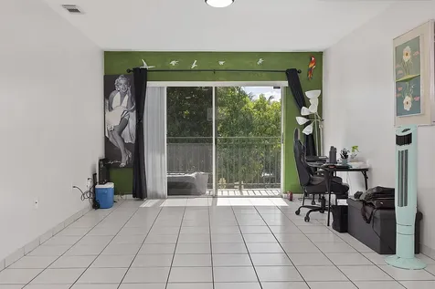 700 SE 9th Court Hialeah FL 33010