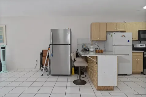 700 SE 9th Court Hialeah FL 33010