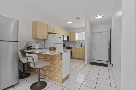 700 SE 9th Court Hialeah FL 33010