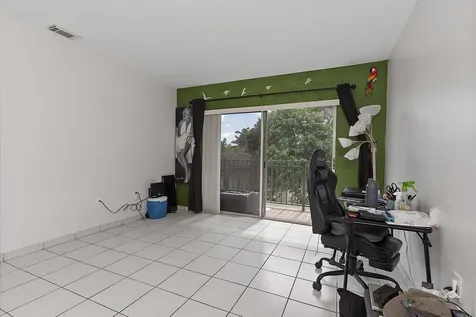 700 SE 9th Court Hialeah FL 33010