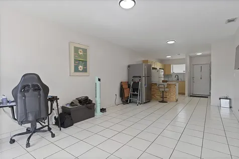 700 SE 9th Court Hialeah FL 33010