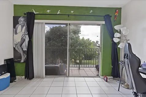 700 SE 9th Court Hialeah FL 33010