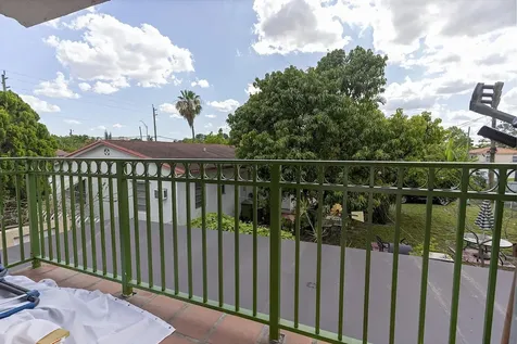 700 SE 9th Court Hialeah FL 33010