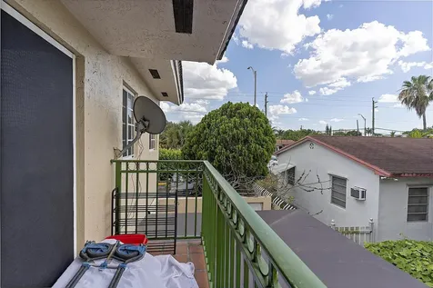 700 SE 9th Court Hialeah FL 33010