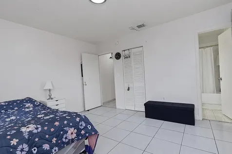 700 SE 9th Court Hialeah FL 33010