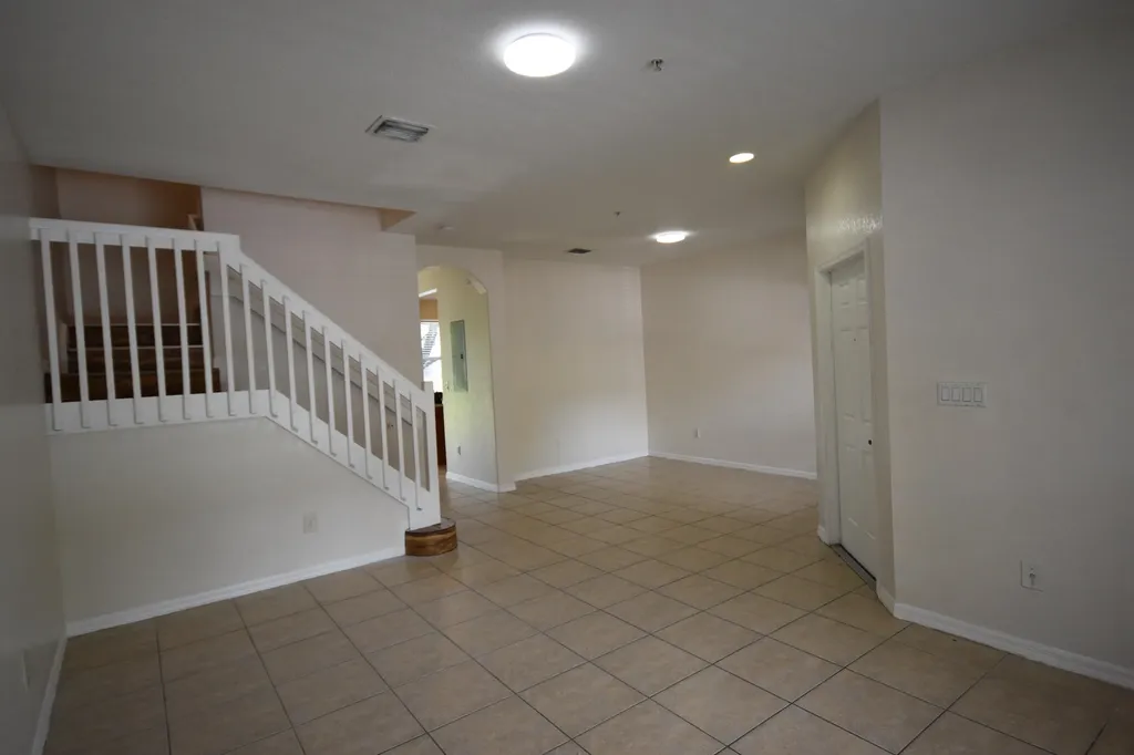 2851 W Prospect Road Tamarac FL 33309