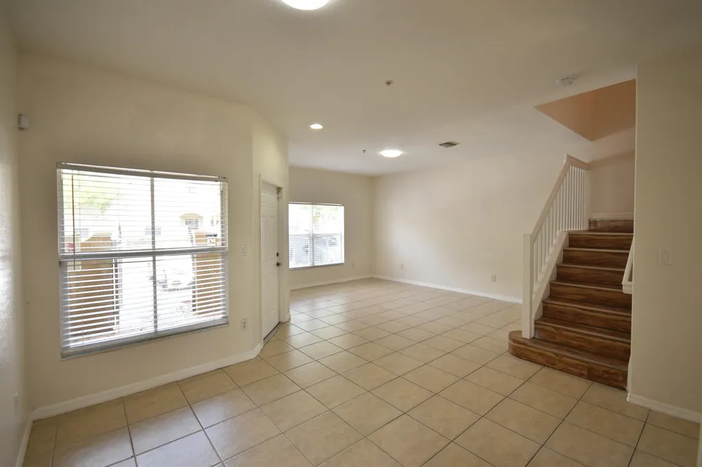 2851 W Prospect Road Tamarac FL 33309