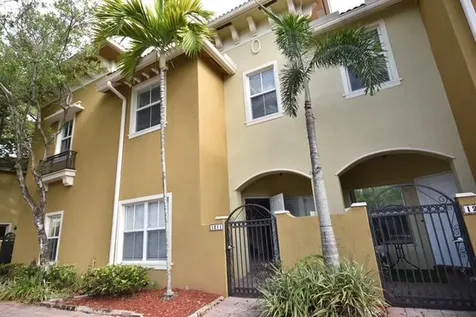 2851 W Prospect Road Tamarac FL 33309