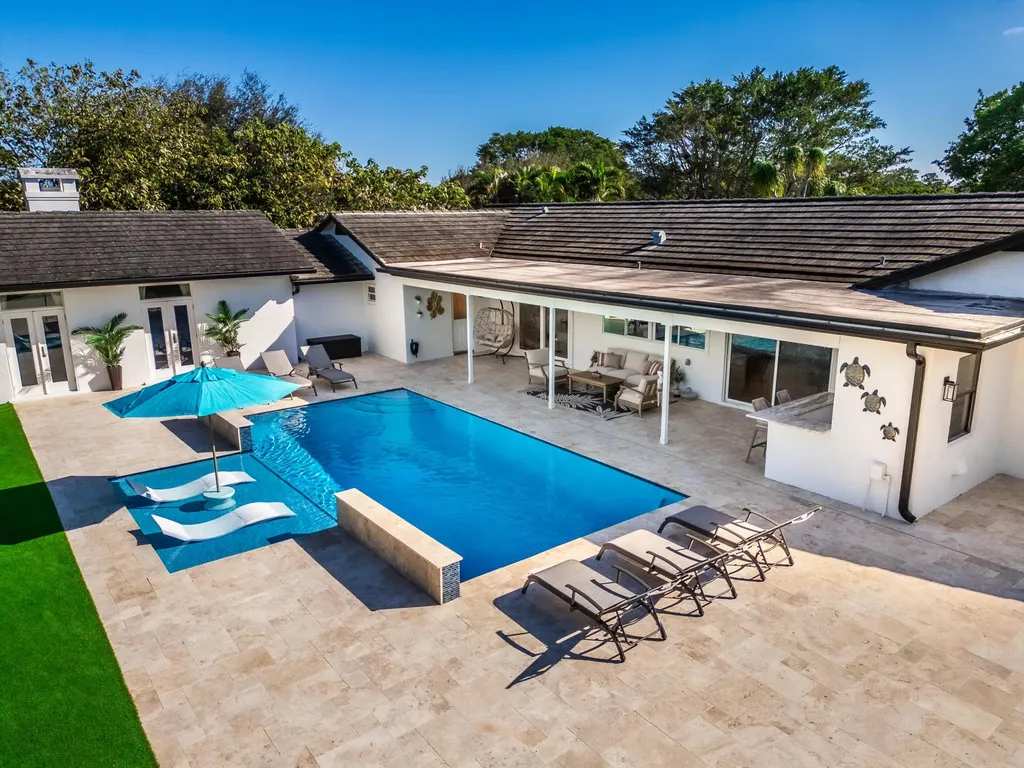 3127 Sherwood Boulevard Delray Beach FL 33445