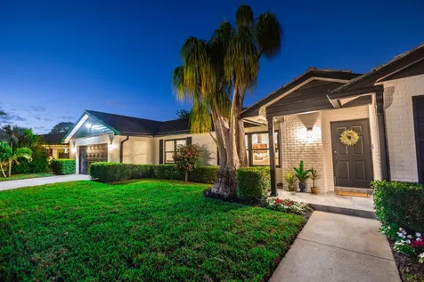 3127 Sherwood Boulevard Delray Beach FL 33445