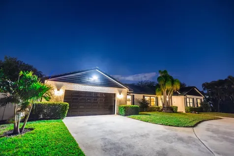 3127 Sherwood Boulevard Delray Beach FL 33445