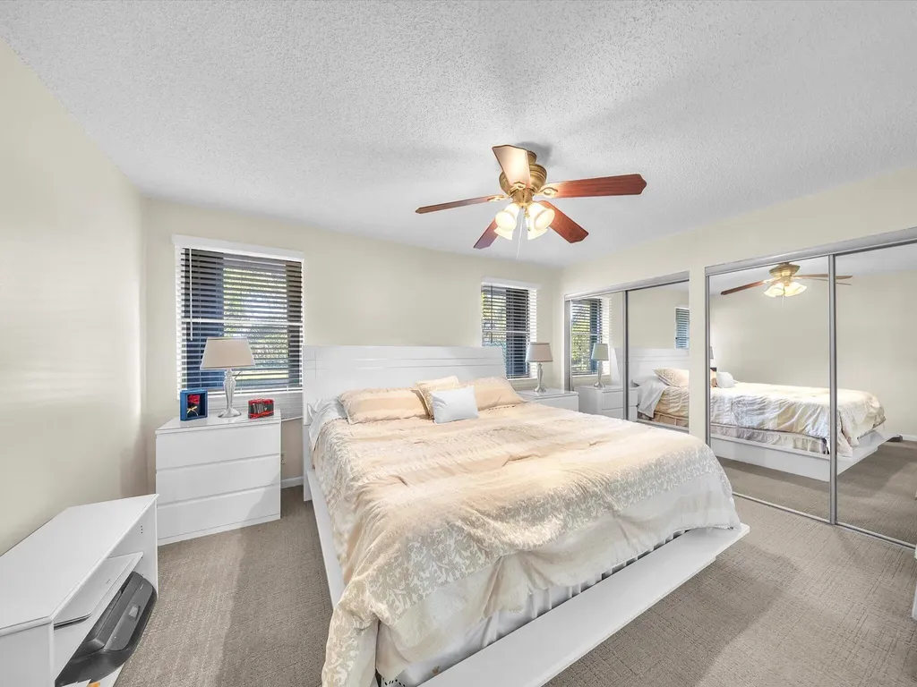 9867 Riverside Drive Coral Springs FL 33071