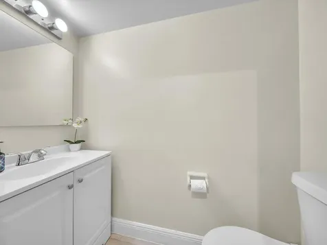 9867 Riverside Drive Coral Springs FL 33071