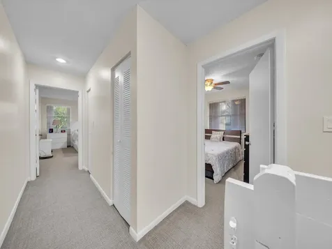 9867 Riverside Drive Coral Springs FL 33071
