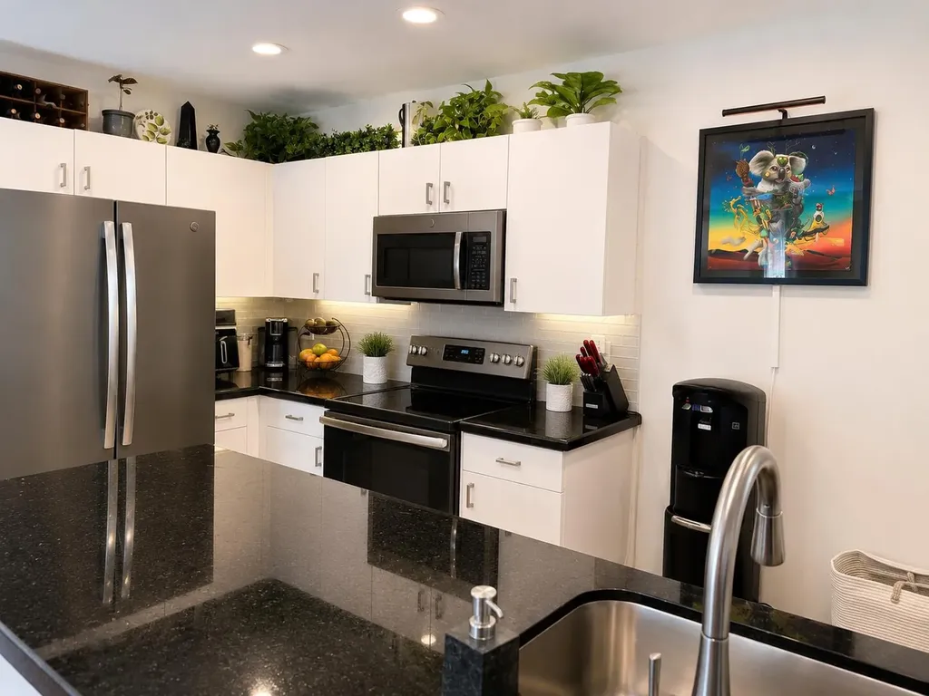 1437 NW 4th Avenue Fort Lauderdale FL 33311