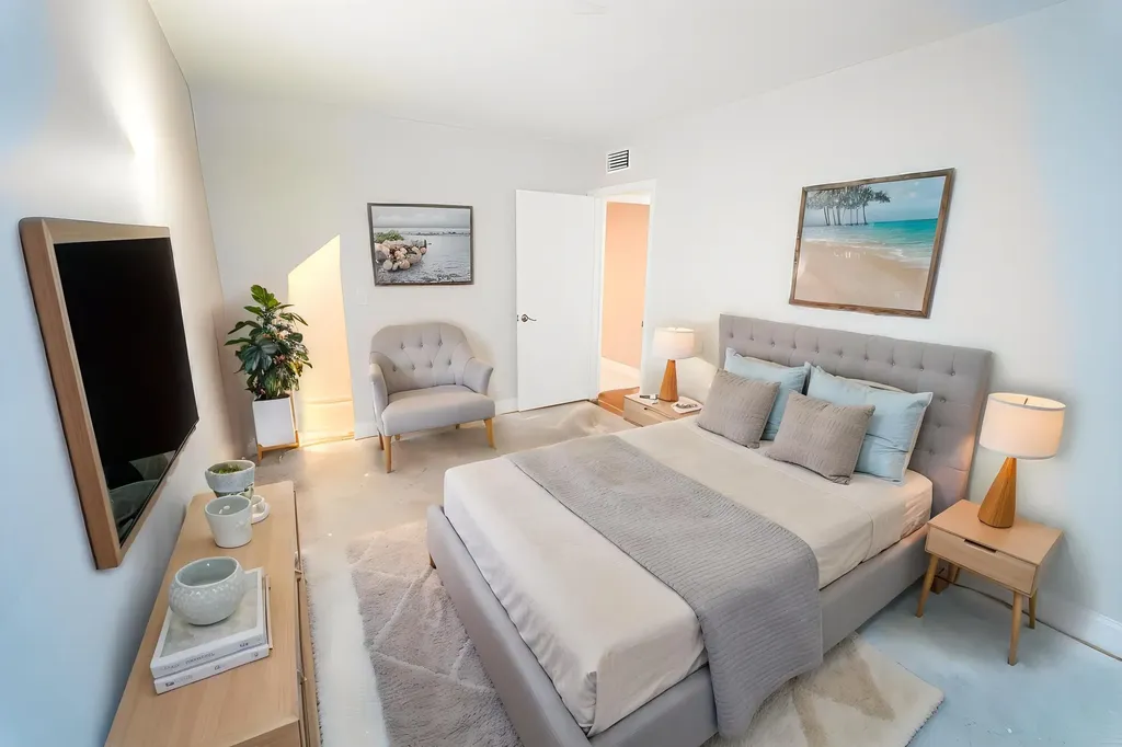 2660 SW 22nd Avenue Delray Beach FL 33445