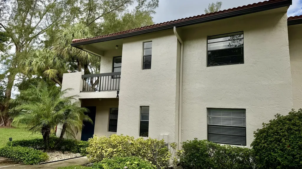 21695 Tall Palm Circle Boca Raton FL 33433
