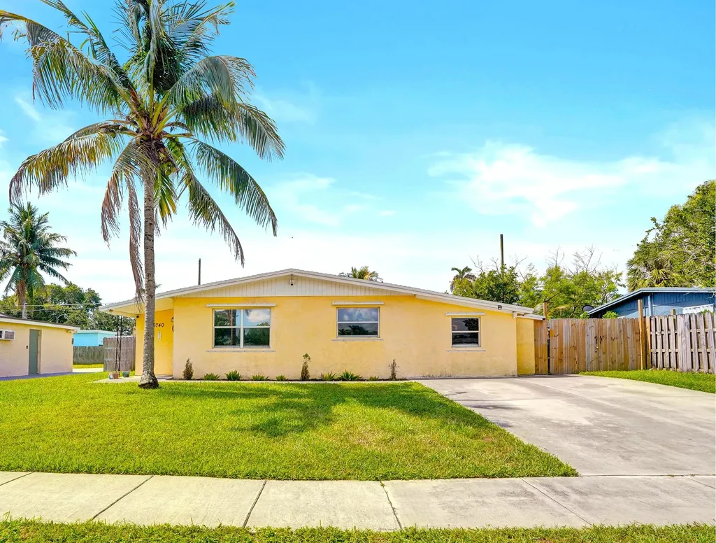 5740 SW 38th Street Davie FL 33314