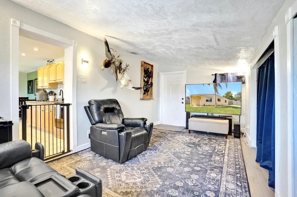 5740 SW 38th Street Davie FL 33314