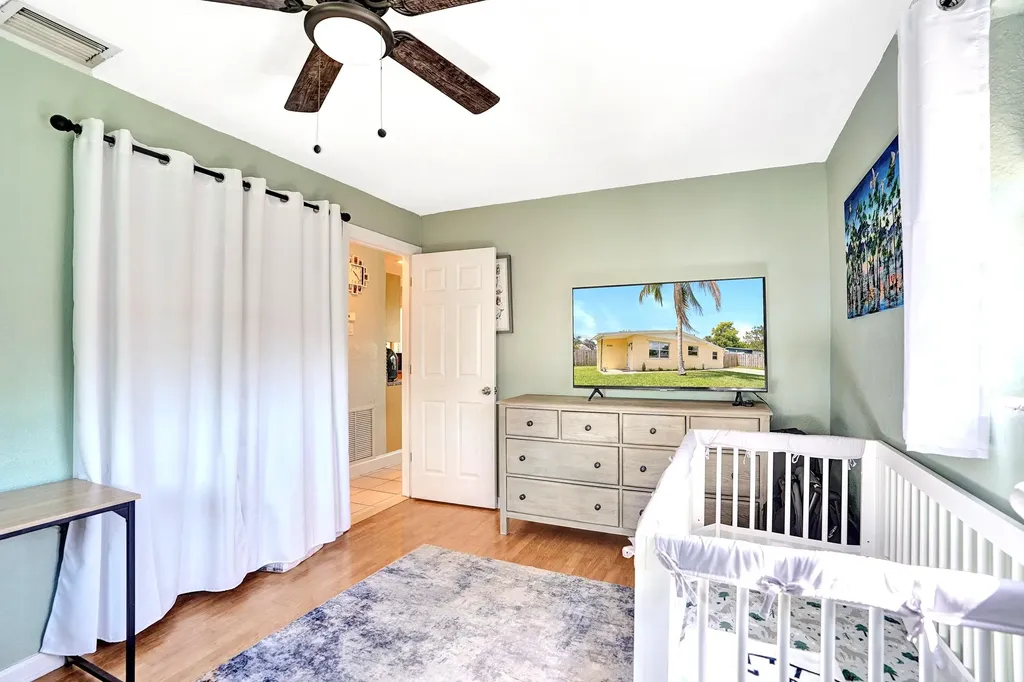 5740 SW 38th Street Davie FL 33314