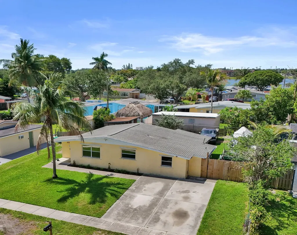 5740 SW 38th Street Davie FL 33314