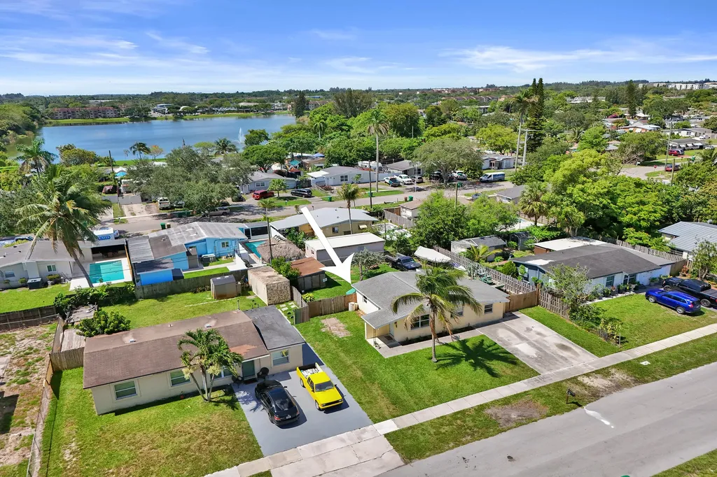 5740 SW 38th Street Davie FL 33314