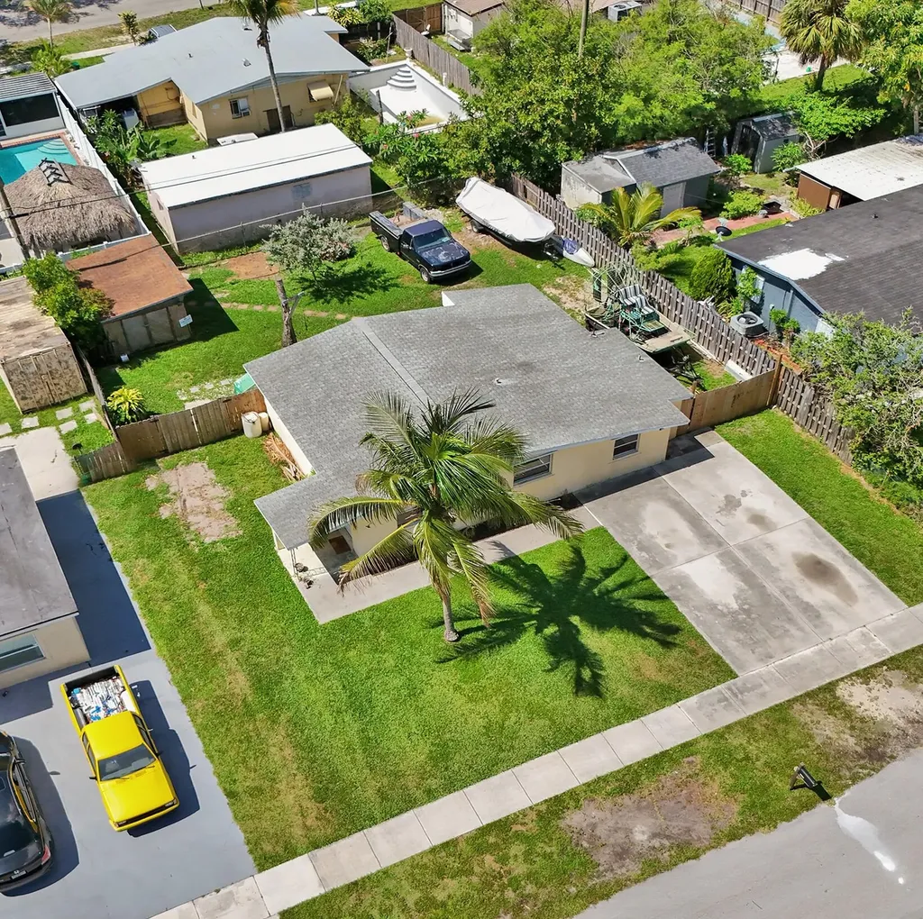 5740 SW 38th Street Davie FL 33314