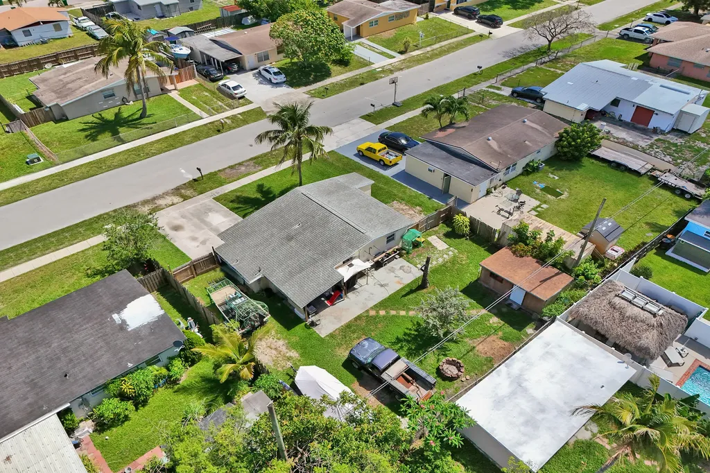 5740 SW 38th Street Davie FL 33314