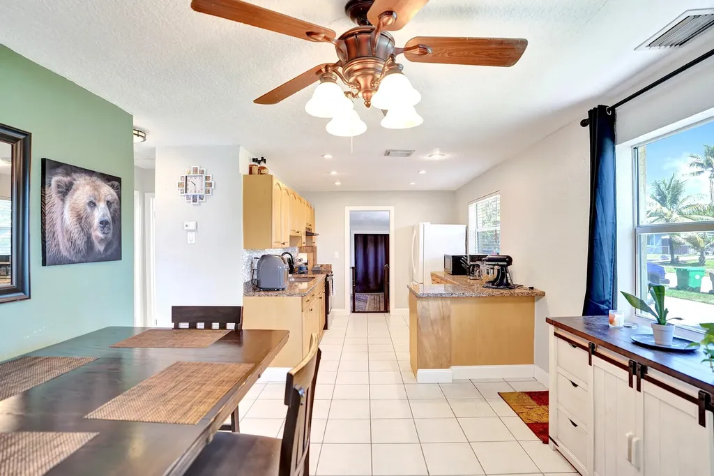 5740 SW 38th Street Davie FL 33314