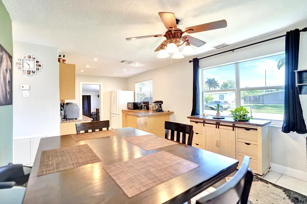 5740 SW 38th Street Davie FL 33314
