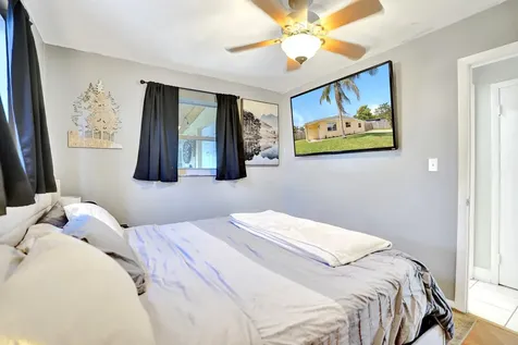 5740 SW 38th Street Davie FL 33314