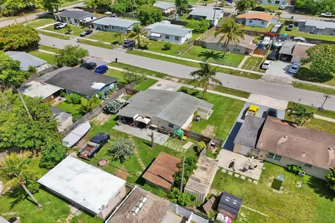 5740 SW 38th Street Davie FL 33314