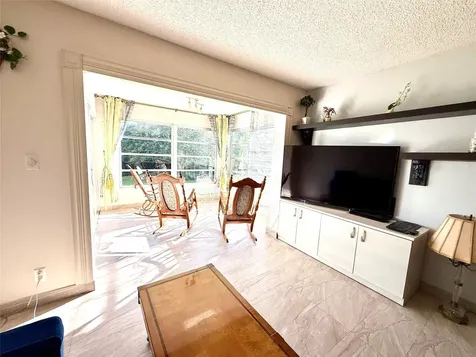 9440 SW 8th Street Boca Raton FL 33428