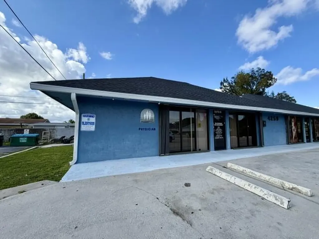 4259 10th Avenue N Lake Worth Beach FL 33461